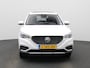 MG MG ZS EV Luxury 45 kWh | Automaat | Panoramadak | Leder | Navigatie | Airco | Achteruitrijcamera | Apple Carplay / Android Auto | Stoelverwarming | Lichtmetalen Velgen |