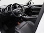MG MG ZS EV Luxury 45 kWh | Automaat | Panoramadak | Leder | Navigatie | Airco | Achteruitrijcamera | Apple Carplay / Android Auto | Stoelverwarming | Lichtmetalen Velgen |