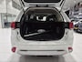 Mitsubishi Outlander 2.4 PHEV Intense+ | Schuif-/kanteldak | Navigatie | 360° Camera | Stoelverwarming |