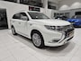 Mitsubishi Outlander 2.4 PHEV Intense+ | Schuif-/kanteldak | Navigatie | 360° Camera | Stoelverwarming |