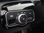 Mercedes-Benz A-klasse 180 Star Edition AMG Line | Night | Panoramadak | Multibeam | Widescreen | Stoelverwarming |