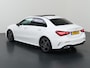 Mercedes-Benz A-klasse 180 Star Edition AMG Line | Night | Panoramadak | Multibeam | Widescreen | Stoelverwarming |