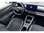Fiat 600 1.2 Turbo 145pk Hybrid Automaat Sport | DEMO | Navigatie | Achteruitrijcamera | Elektrische achterklep | LED Matrix koplampen | Sportief interieur | 18" Lichtmetalen velgen | Zwart dak