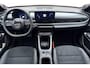 Fiat 600 1.2 Turbo 145pk Hybrid Automaat Sport | DEMO | Navigatie | Achteruitrijcamera | Elektrische achterklep | LED Matrix koplampen | Sportief interieur | 18" Lichtmetalen velgen | Zwart dak