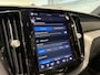 Volvo XC60 2.0 T8 Plug-in AWD, HEICO, B&W, Luchtvering, Trekhaak, Pano