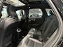 Volvo XC60 2.0 T8 Plug-in AWD, HEICO, B&W, Luchtvering, Trekhaak, Pano