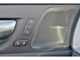 Volvo XC60 T6 Recharge AWD Ultra Black Edition - Luchtvering - Panorama/schuifdak - IntelliSafe Assist & Surround - 360º Camera - Harman/Kardon audio - Adaptieve LED koplampen - Verwarmde voorstoelen, stuur & achterbank - Parkeersensoren voor & achter - Elektr. bedienb. voorstoelen met geheugen - Head up display - Draadloze tel. lader - Extra getint glas - Inklapbare trekhaak - 21' LMV