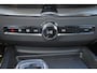 Volvo XC60 T6 Recharge AWD Ultra Black Edition - Luchtvering - Panorama/schuifdak - IntelliSafe Assist & Surround - 360º Camera - Harman/Kardon audio - Adaptieve LED koplampen - Verwarmde voorstoelen, stuur & achterbank - Parkeersensoren voor & achter - Elektr. bedienb. voorstoelen met geheugen - Head up display - Draadloze tel. lader - Extra getint glas - Inklapbare trekhaak - 21' LMV
