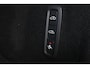 Volvo XC60 T6 Recharge AWD Ultra Black Edition - Luchtvering - Panorama/schuifdak - IntelliSafe Assist & Surround - 360º Camera - Harman/Kardon audio - Adaptieve LED koplampen - Verwarmde voorstoelen, stuur & achterbank - Parkeersensoren voor & achter - Elektr. bedienb. voorstoelen met geheugen - Head up display - Draadloze tel. lader - Extra getint glas - Inklapbare trekhaak - 21' LMV