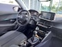 Peugeot 2008 1.2 PureTech Allure Pack - CAMERA - KEYLESS - CARPLAY / ANDROID - LED - NL AUTO - DISTRIEM IS NIEUW -
