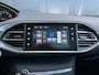 Peugeot 308 SW 1.2 PureTech Allure PANO DAK TREKHAAK NAVI CRUISE ECC LMV