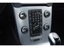 Volvo V40 Cross Country T3 152PK Nordic+ / Navigatie / Panoramadak / Leren bekleding / Elektrische bestuurdersstoel met geheugen / Stoelverwarming / 18" velgen / Achteruitrijcamera / Trekhaak