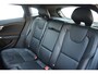 Volvo V40 Cross Country T3 152PK Nordic+ / Navigatie / Panoramadak / Leren bekleding / Elektrische bestuurdersstoel met geheugen / Stoelverwarming / 18" velgen / Achteruitrijcamera / Trekhaak