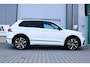 Volkswagen Tiguan 1.4 TSI eHybrid | 3 x R-LINE | LEDER | TREKHAAK | PANO | IQ LED MATRIX | CARPLAY | CAMERA | VIRTUAL | HEAD UP