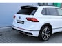 Volkswagen Tiguan 1.4 TSI eHybrid | 3 x R-LINE | LEDER | TREKHAAK | PANO | IQ LED MATRIX | CARPLAY | CAMERA | VIRTUAL | HEAD UP