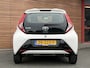 Toyota Aygo 1.0 VVT-i x-play Camera / Navigatie / 5Drs