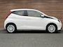 Toyota Aygo 1.0 VVT-i x-play Camera / Navigatie / 5Drs
