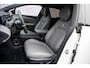 Lynk & Co 02 More 66 kWh | 445 km elektrisch bereik | Adaptive Cruise Control | Panoramadak | Harman Kardon Premium Audio Systeem | 360 graden camera | Dodehoekdetectie | Stoel/Stuurverwarming | Apple CarPlay/Android Auto | 20"LM-velgen | Elektrisch bedienbare voorstoelen met geheugenfunctie | Klimaat warmtepomp | Elektrisch bedienbare achterklep |