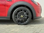 MINI Mini Electric Yours 33 kWh / Cruise control / Stoelverwarming / Schuif/open dak / Achteruitrijcamera / Navigatiesysteem / Lederen bekleding / Climate control /
