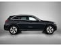 Mercedes-Benz GLC 300 e 4MATIC Plug-In Hybride Panorama Schuif Kanteldak | Trekhaak | Memory voorstoelen | Parkeerpakket met achteruitcamera. Inclusief 24 maanden Mercedes-Benz Certified garantie voor Europa.