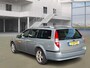 Ford Mondeo Wagon 1.8-16V Platinum
