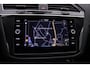 Volkswagen Tiguan 1.5 TSI R-Line 150pk DSG Automaat, Trekhaak, Adaptive cruise control, Head-up display, 360 camera, Navigatie, App-connect, Elektrische achterklep