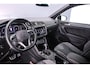 Volkswagen Tiguan 1.5 TSI R-Line 150pk DSG Automaat, Trekhaak, Adaptive cruise control, Head-up display, 360 camera, Navigatie, App-connect, Elektrische achterklep