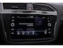 Volkswagen Tiguan 1.5 TSI R-Line 150pk DSG Automaat, Trekhaak, Adaptive cruise control, Head-up display, 360 camera, Navigatie, App-connect, Elektrische achterklep