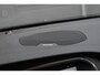 Volvo V40 Cross Country T3 Polar+ Luxury Amber Licht interieur | Panoramadak | HarmanKardon Premium Sound | Achterruitrijcamera | KeyLess | Stoelverwarming | Navigatiesysteem | Extra getint glas achter | 18'' lichtmetalen velgen