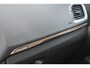 Volvo V40 Cross Country T3 Polar+ Luxury Amber Licht interieur | Panoramadak | HarmanKardon Premium Sound | Achterruitrijcamera | KeyLess | Stoelverwarming | Navigatiesysteem | Extra getint glas achter | 18'' lichtmetalen velgen