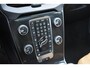 Volvo V40 Cross Country T3 Polar+ Luxury Amber Licht interieur | Panoramadak | HarmanKardon Premium Sound | Achterruitrijcamera | KeyLess | Stoelverwarming | Navigatiesysteem | Extra getint glas achter | 18'' lichtmetalen velgen