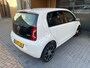Volkswagen Up! 1.0 move up! BlueMotion | Airco| Navigatie