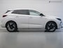 Opel Grandland 1.6 Turbo Plug-In Hybrid Business Elegance Sport (APPLE CARPLAY,TREKHAAK,STUUR-STOELVERWARMING,ADAPTIVE CRUISE)