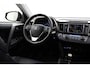 Toyota RAV4 2.0 Executive Business 4WD | Trekhaak | Leder | Stoelverwarming | Navigatie | Keyless | Xenon | Cruise Control | Clima | Parkeersensoren voor/achter | Camera | 18 inch | Bluetooth