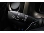Toyota RAV4 2.0 Executive Business 4WD | Trekhaak | Leder | Stoelverwarming | Navigatie | Keyless | Xenon | Cruise Control | Clima | Parkeersensoren voor/achter | Camera | 18 inch | Bluetooth