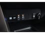 Toyota RAV4 2.0 Executive Business 4WD | Trekhaak | Leder | Stoelverwarming | Navigatie | Keyless | Xenon | Cruise Control | Clima | Parkeersensoren voor/achter | Camera | 18 inch | Bluetooth