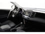 Toyota RAV4 2.0 Executive Business 4WD | Trekhaak | Leder | Stoelverwarming | Navigatie | Keyless | Xenon | Cruise Control | Clima | Parkeersensoren voor/achter | Camera | 18 inch | Bluetooth