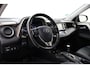 Toyota RAV4 2.0 Executive Business 4WD | Trekhaak | Leder | Stoelverwarming | Navigatie | Keyless | Xenon | Cruise Control | Clima | Parkeersensoren voor/achter | Camera | 18 inch | Bluetooth
