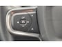 Volvo XC40 1.5 T5 Recharge R-Design Seat Pack - Park Assist Pack - Lighting Pack - Winter Pack - Cruise control adaptief -  Two Tone - Telefoonlader -  19"Licht metaal - Privacy Glass - Intellisafe Pro Pakket