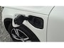 Volvo XC40 1.5 T5 Recharge R-Design Seat Pack - Park Assist Pack - Lighting Pack - Winter Pack - Cruise control adaptief -  Two Tone - Telefoonlader -  19"Licht metaal - Privacy Glass - Intellisafe Pro Pakket
