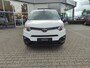 Toyota ProAce City 1.5 D-4D COOL L2 CRUISE APPLE/ANDROID AIRCO PARK-SENSOREN BLUETOOTH BETONPLEX + BETIMMERD 6-BAK 3-ZIT