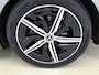 Mercedes-Benz CLA 180 Business Solution AMG | Premium pakket | Nightpakket | Trekhaak | Vast panoramadak | Warmtewerend, donkergetint glas |  URBAN GUARD | 18" vijfspaaks lichtmetalen AMG-velgen |