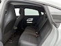 Mercedes-Benz CLA 180 Business Solution AMG | Premium pakket | Nightpakket | Trekhaak | Vast panoramadak | Warmtewerend, donkergetint glas |  URBAN GUARD | 18" vijfspaaks lichtmetalen AMG-velgen |