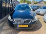 Volvo XC60 2.0 D3 Momentum Automaat / Navi