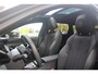 Peugeot 308 SW Peugeot 308 SW 1.2 Hybrid 145PK GT AUTOMAAT | PANORAMA SCHUIF/KANTEL DAK | AFNEEMBARE TREKHAAK | NAVIGATIE | SENSATION PACK: FOCAL HIFI SYSTEM (PREMIUM HIFI SYSTEEM MET 10 SPEAKERS)/DRAADLOZE TELEFOONLADER | 360° VISION & DRIVE ASSIST PLUS PACK: ACHTERUITRIJCAMERA 360° VISIOPARK 3 (4 CAMERA'S)/PARKEERHULP VOOR EN ACHTER/ANTI DIEFSTAL ALARM/PEUGEOT i-COCKPIT MET CONFIGUREERBAAR 3D-INSTRUMENTENPANEEL/CLEAN CABIN | | 18" LICHTMETALEN VELGEN "PORTLAND" | DRAADLOZE APPLE CARPLAY/ANDROID AUTO | KEYLESS ENTRY/START | SFEER VERLICHTING | ZWARTE HEMELBEKLEDING | FULL LED MATRIX KOPLAMPEN | VERLICHT LOGO | DODEHOEK DETECTIE |