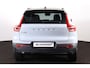 Volvo EX40 Extended Range Ultra 82 kWh - Panorama/schuifdak - IntelliSafe Assist & Surround - 360º Camera - Harman/Kardon audio - Verwarmde voorstoelen, stuur & achterbank - Parkeersensoren voor & achter - Elektr. bedienb. voorstoelen met geheugen links - Draadloze tel. lader - Warmtepomp - Extra getint glas - 19' LMV