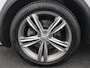 Volkswagen T-Roc 1.5 TSI Sport R-LINE / AUTOMAAT / NWE D-RIEM / PANORAMADAK / TREKHAAK / FULL LED / CAMERA / CARPLAY / ACC / NL-AUTO