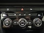 Volkswagen T-Roc 1.5 TSI Sport R-LINE / AUTOMAAT / NWE D-RIEM / PANORAMADAK / TREKHAAK / FULL LED / CAMERA / CARPLAY / ACC / NL-AUTO