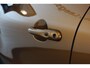 Renault Captur 1.3 TCe Intens Trekhaak | Carplay | Keyless | Camera | LED | Cruise | Clima | 17" LMV | PDC V+A