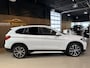 BMW X1 sDrive20i Executive M-PAKKET AUTOMAAT | LEDER | NAVIGATIE |